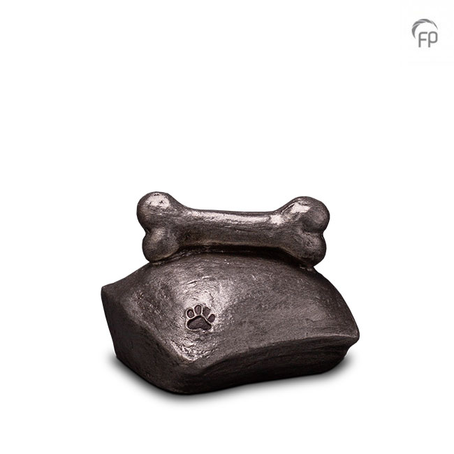 UGKS 202 Keramische dierenurn zilver